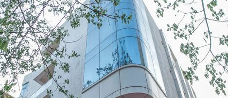 واجهة المنشأة