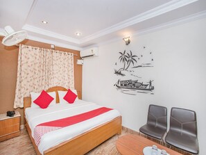 Double or Twin Room | Free WiFi, bed sheets, wheelchair access - OYO 10821 Sree Balaji Residency (Bengaluru)