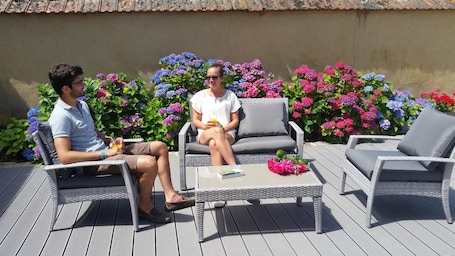 Sacada. La Ferme du Bois Paris