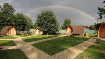 Camping MegaPod (no pets allowed) | Terraza o patio