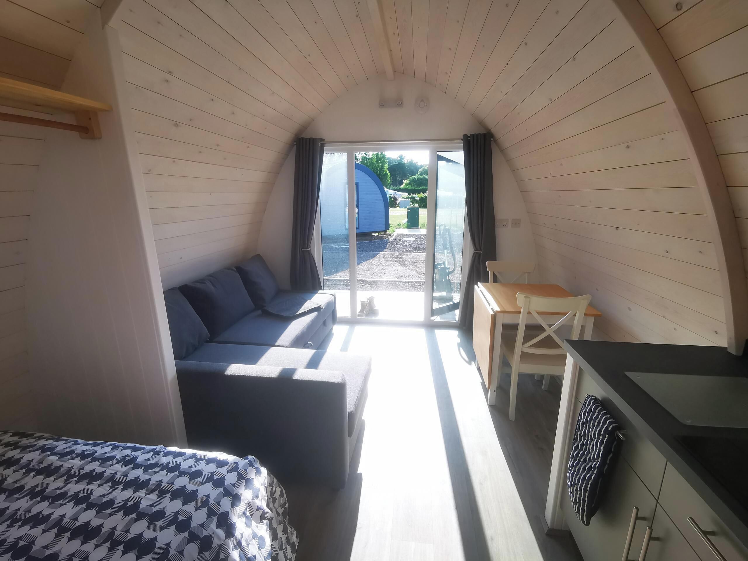 Elite Pod (no pets allowed)