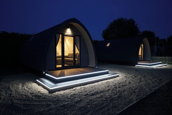 Elite Pod (no pets allowed) | 1 camera, tende oscuranti, ferro/asse da stiro, Wi-Fi gratuito
