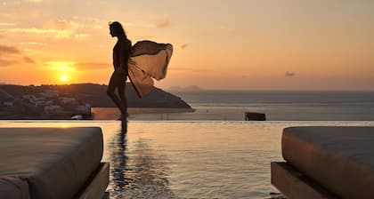 Mykonos Bliss - Cozy Suites, Adults Only Hotel