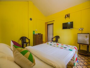 Double or Twin Room | Living area | TV - OYO 13117 Home Lake View Studio Canacona (Canacona)