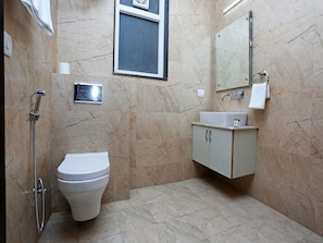 Chambre Double ou avec lits jumeaux | Salle de bain