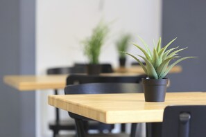Dining - Brit Hotel Confort Le Polder Gravelines (Gravelines)