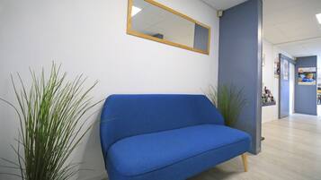 Télévision à écran plat