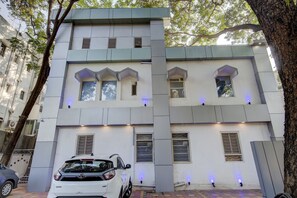 Exterior - Collection O 11693 Hotel Sunshine (Pune)