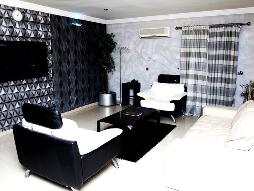 Jonaith Hotels & Suites