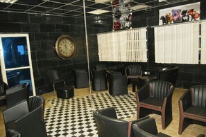 Lounge - Jonaith Hotels & Suites (Lekki)