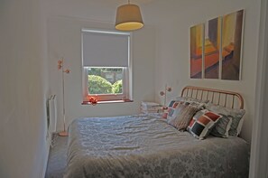 Luxury Apartment, 2 Bedrooms | 2 bedrooms, individually decorated, individually furnished - Birch at Somerhill (Hove)