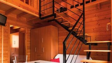 Duplex, 2 Bedrooms | In-room dining