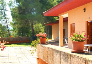 Apartment, 1 Bedroom | Terrace/patio - Camping Lago Resort (Nuevalos)