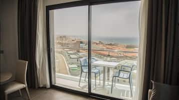 Minibar, in-room safe, desk, blackout curtains