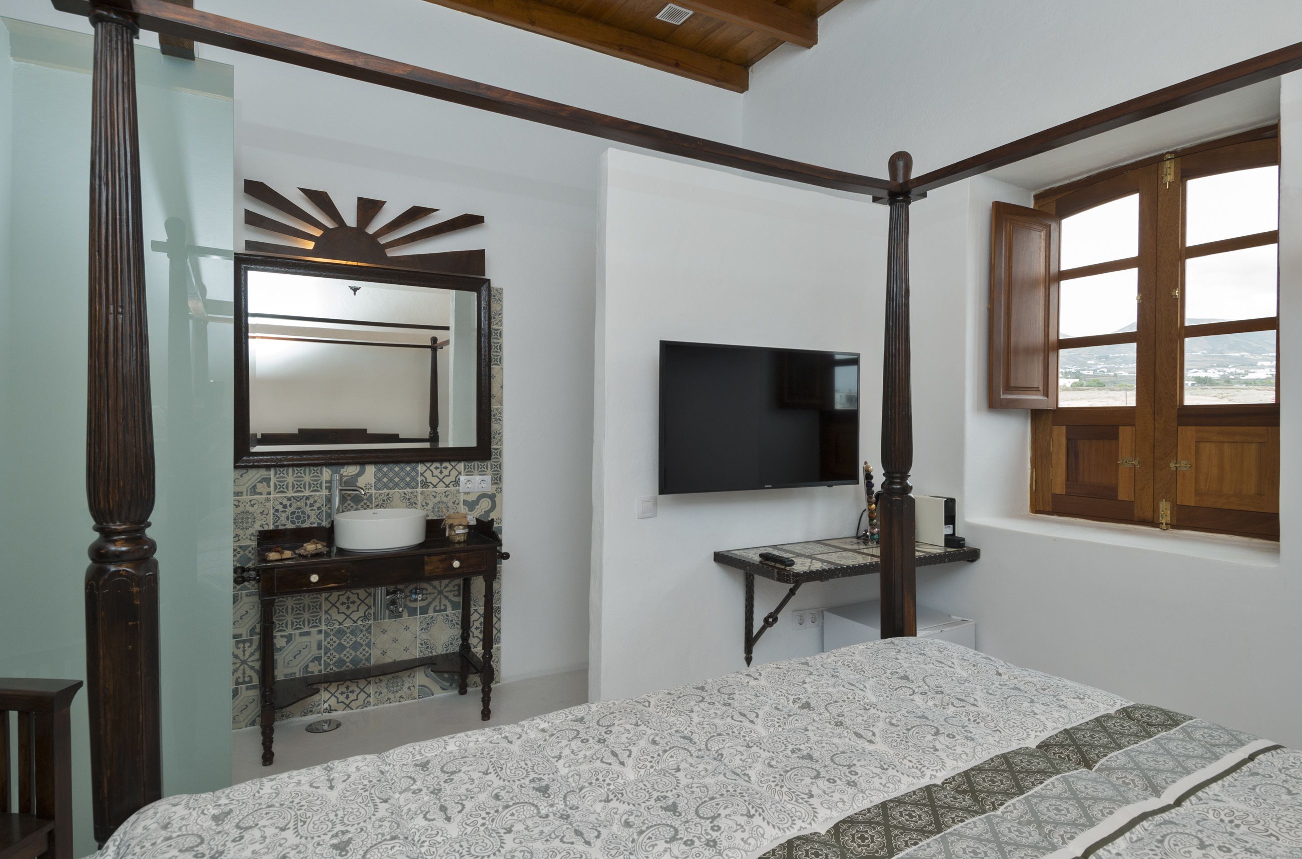 standard double room, mountain view | free minibar, individually furnished, soundproofing, free wifi