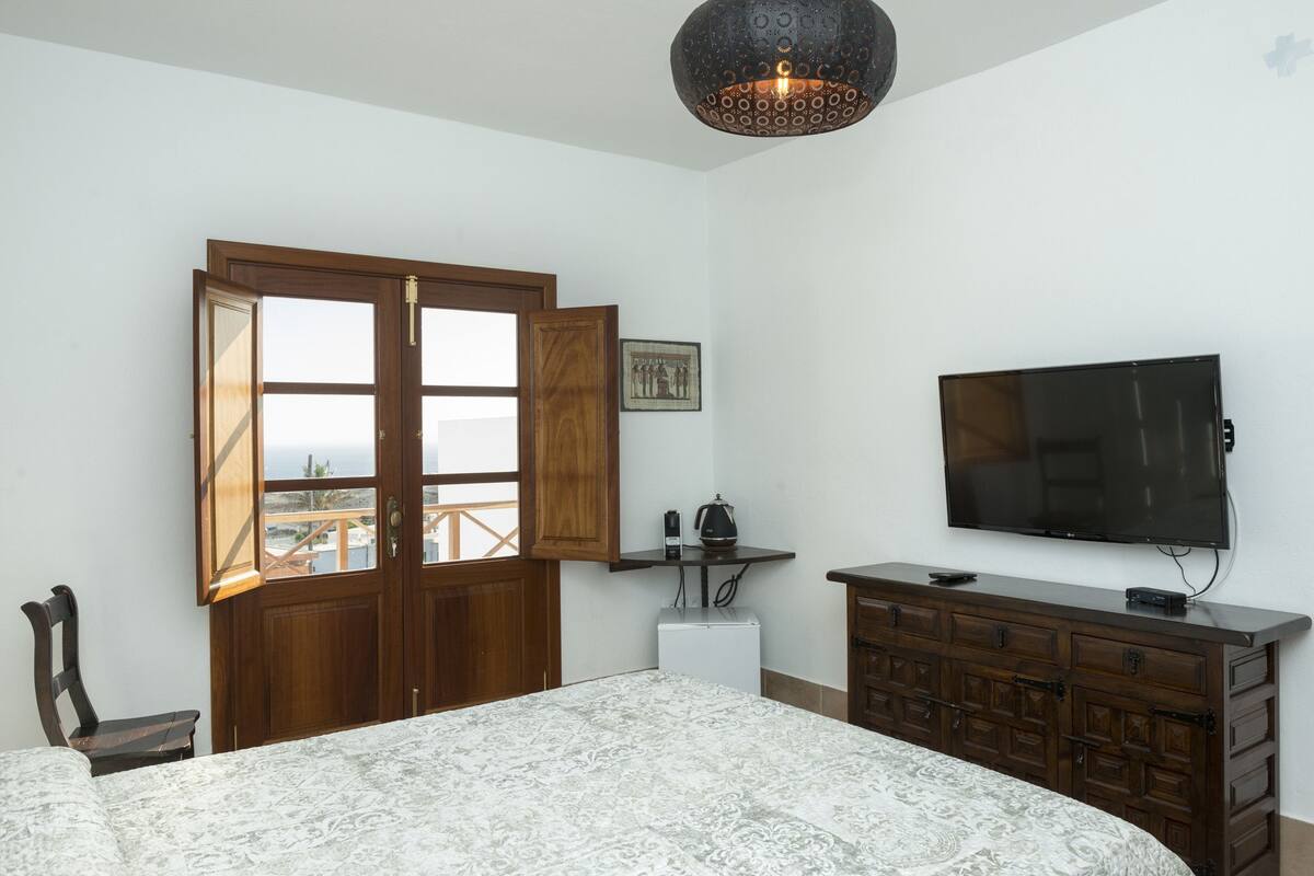 junior suite, terrace, ocean view | free minibar, individually furnished, soundproofing, free wifi