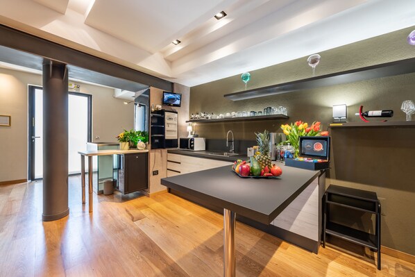 Pintu masuk interior