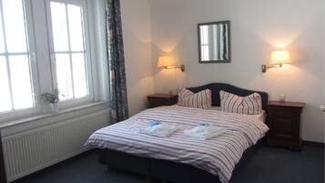 Exclusive Villa, 6 Bedrooms, Valley View, Mountainside | 1 bedroom, premium bedding, desk, blackout curtains