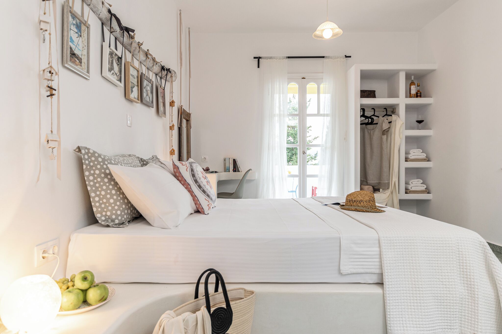 Elegant Studio with Balcony Family Studio | Desk, soundproofing, iron/ironing board, free cots/infant beds