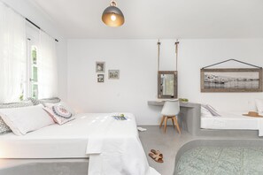 Deluxe Family Studio with Private Terrace Superior Studio - Palatiana Agriturismo Philoxenia Cottages (Naxos)