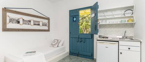 Superior Studio with Private Terrace | Desk, soundproofing, free cots/infant beds, free WiFi