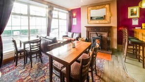Bar (on property) - Braeriach Hotel, Highlands Scotland (Newtonmore)