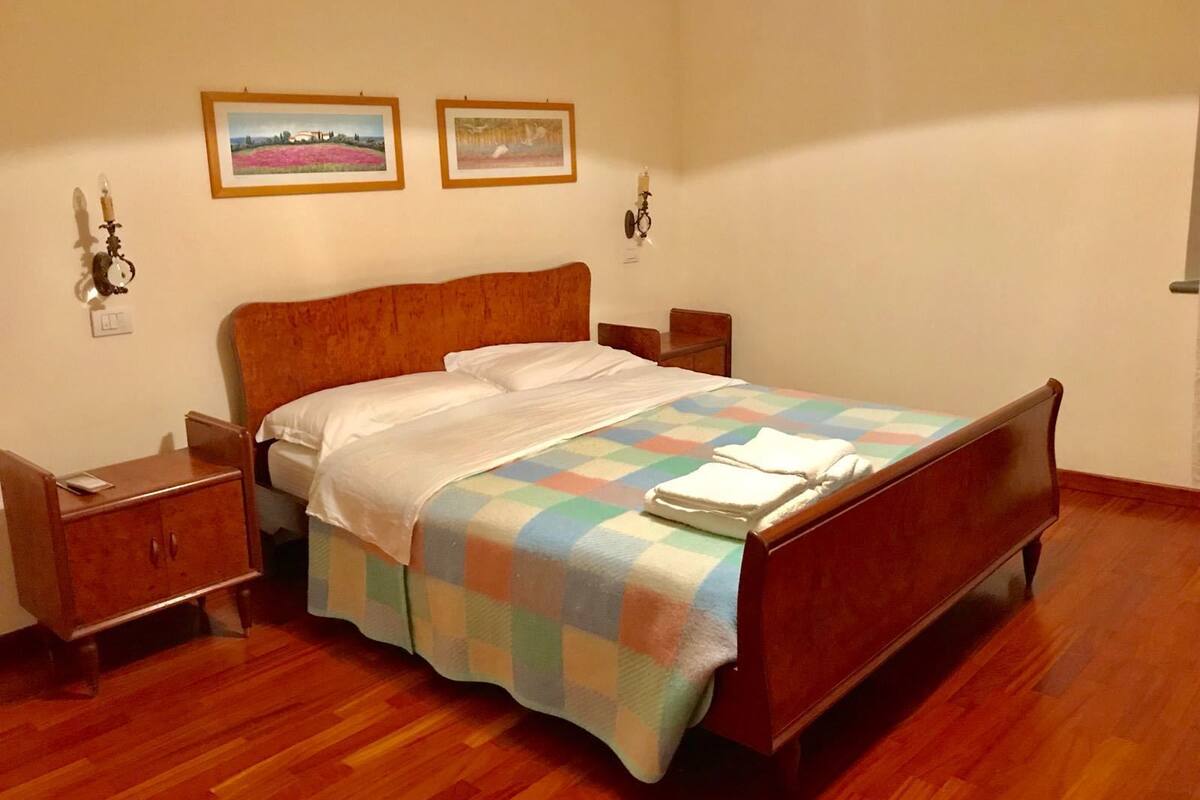 Blackout curtains, bed sheets