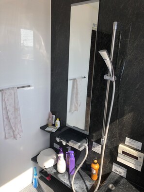 รองเท้าสวมภายในห้อง