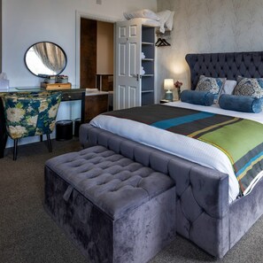 Premium bedding, individually decorated, individually furnished, desk - The Royal Station Hotel (Carnforth)