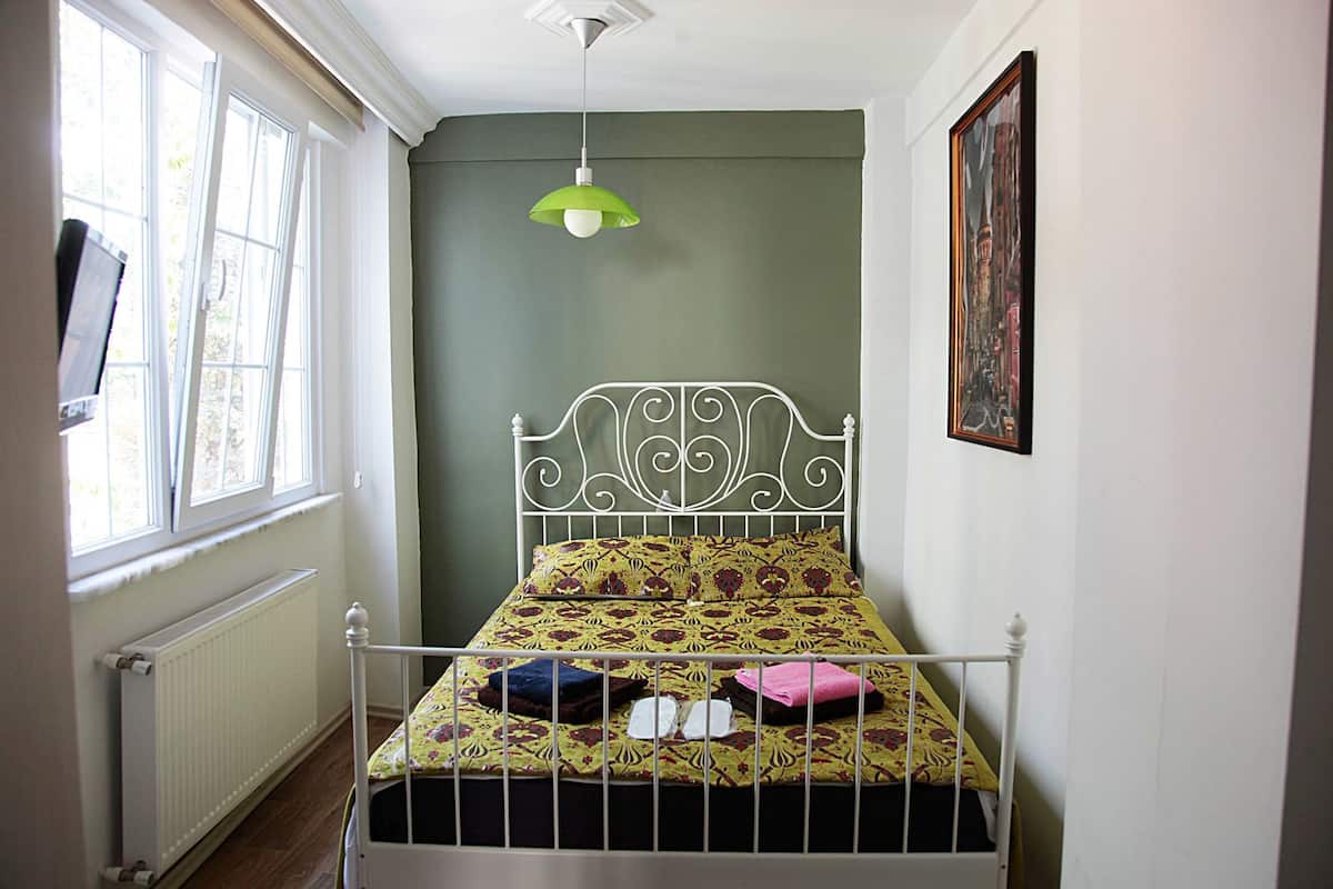 Standard Double Room, 1 Double Bed | In-room safe, free WiFi, bed sheets