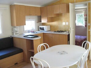 Basic Mobile Home, 2 Bedrooms | Private kitchenette - Camping Le Sous Bois (Saint-Maurice-d'Ibie)
