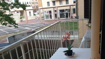 Vue depuis lâhĂ©bergement