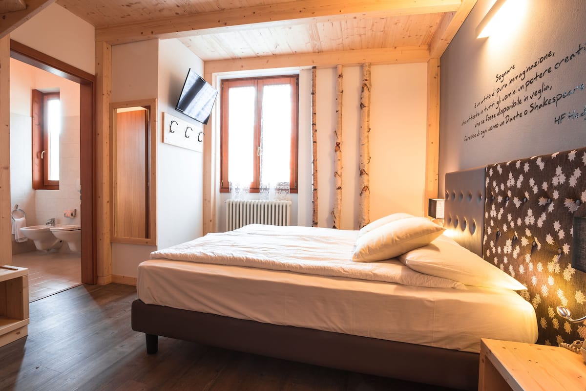 Superior Double or Twin Room | In-room safe, individually decorated, individually furnished, desk