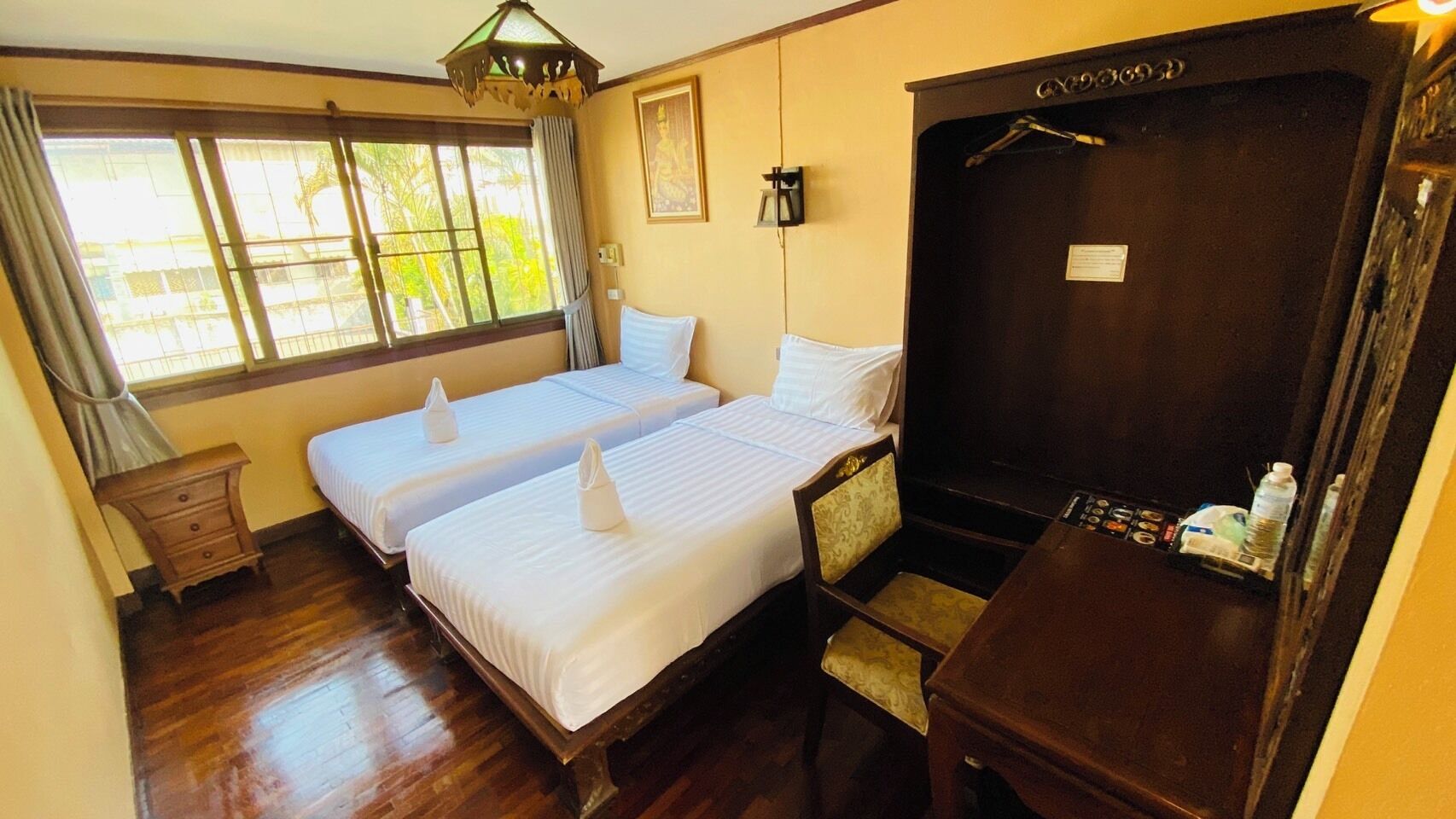 Superior Twin Room with AC