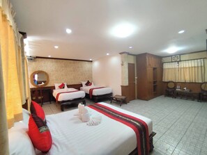 Deluxe Family Room with Air Conditioning (4 persons) | Wi-Fi gratis