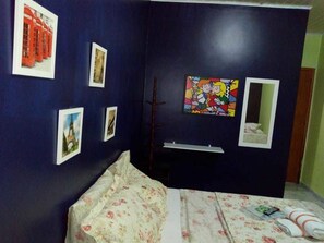 Quarto triplo | 1 quarto, frigobar, cortinas blackout