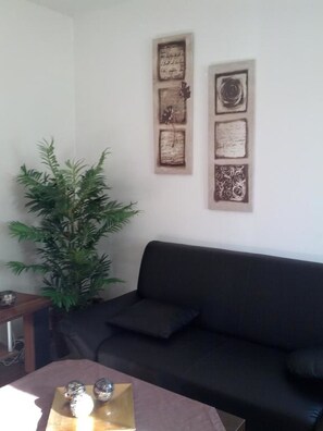 Apartment | Living area