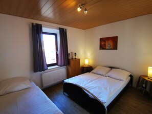 Desk, free WiFi - Stadtdomizil (Augsburg)