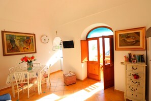 House, 1 Bedroom, Smoking, Terrace | In-room dining - Angolo di Paradiso (Positano)