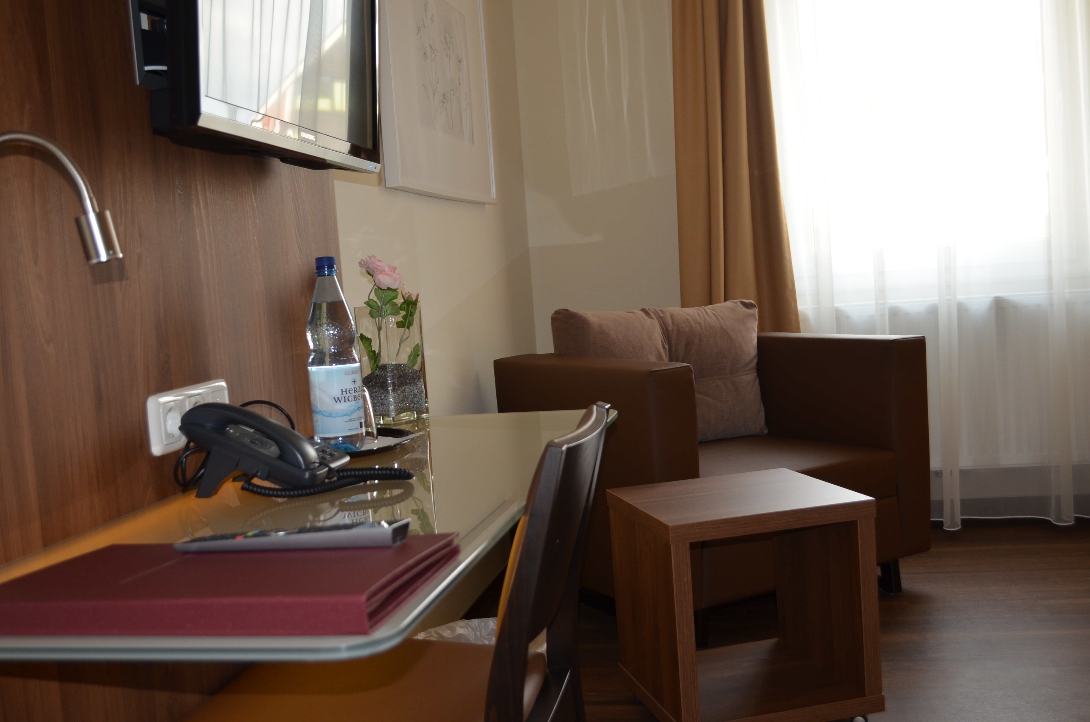 triple room | in-room safe, desk, blackout curtains, soundproofing