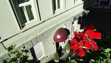 Majoituspaikan sisäänkäynti