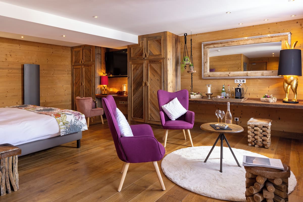 Suite Confort | 1 dormitorio, ropa de cama de alta calidad, caja fuerte y escritorio