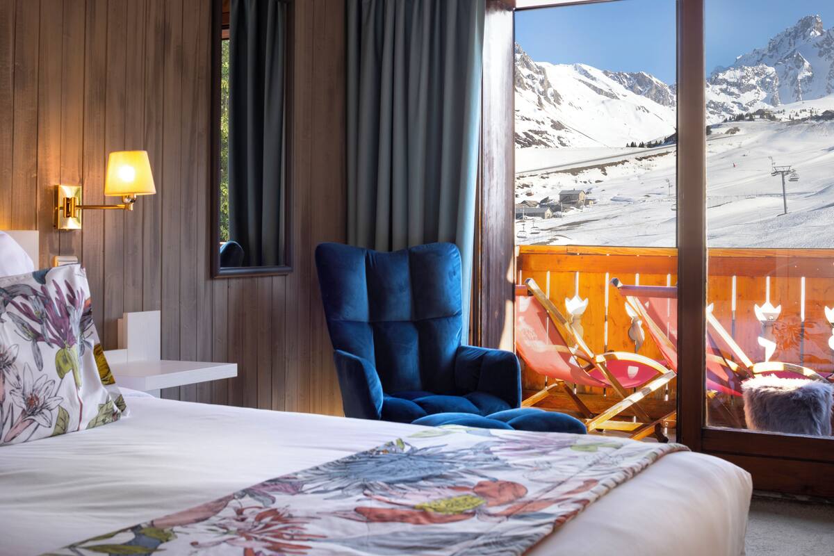 1 bedroom, premium bedding, in-room safe, desk