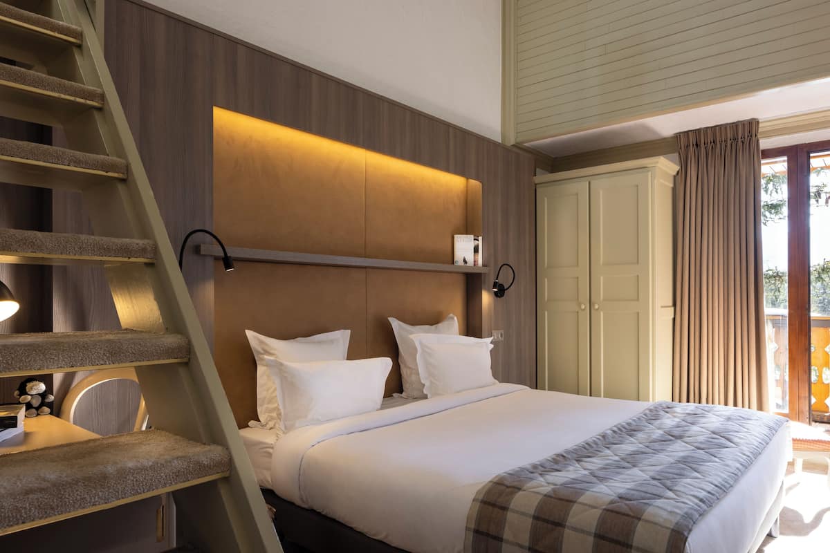 Junior-Doppelzimmer | 1 Schlafzimmer, hochwertige Bettwaren, Zimmersafe, Schreibtisch