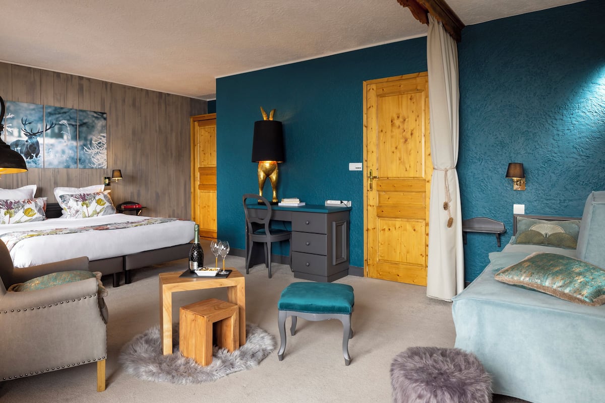 Junior-Zimmer | 1 Schlafzimmer, hochwertige Bettwaren, Zimmersafe, Schreibtisch