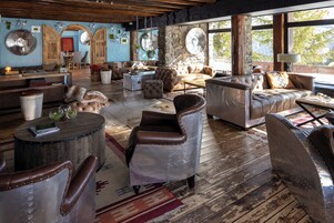 Bar (en la propiedad)