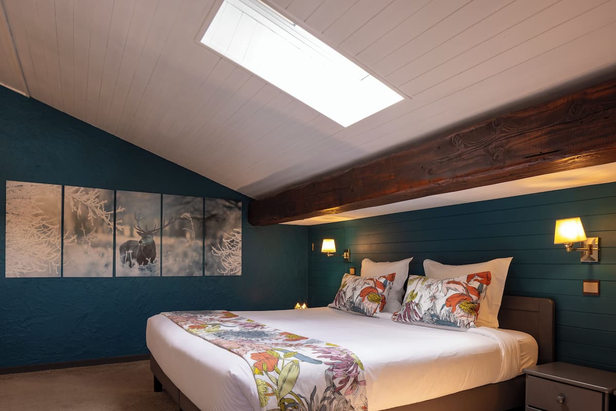 Habitación estándar doble | 1 dormitorio, ropa de cama de alta calidad, caja fuerte y escritorio