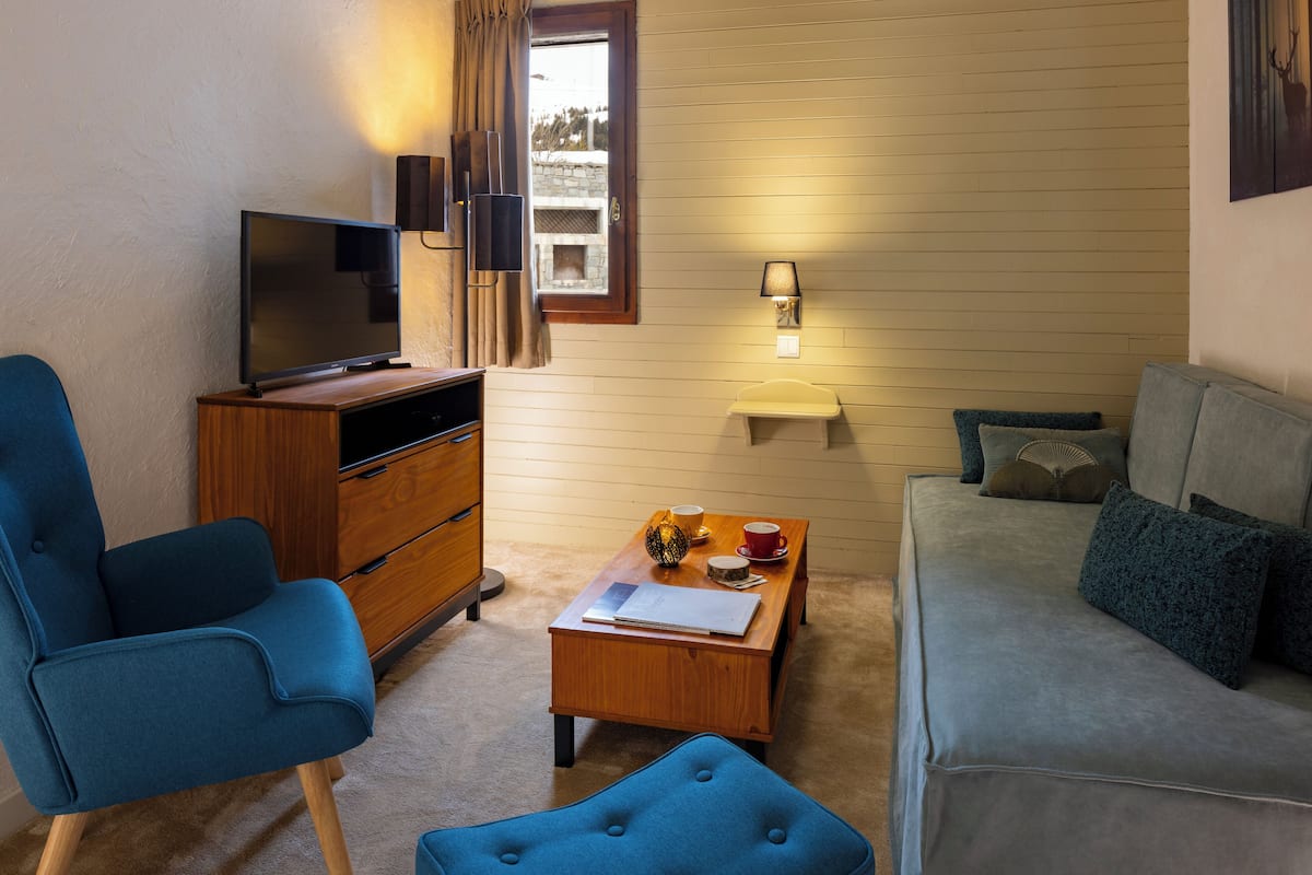 Junior-Doppelzimmer | 1 Schlafzimmer, hochwertige Bettwaren, Zimmersafe, Schreibtisch