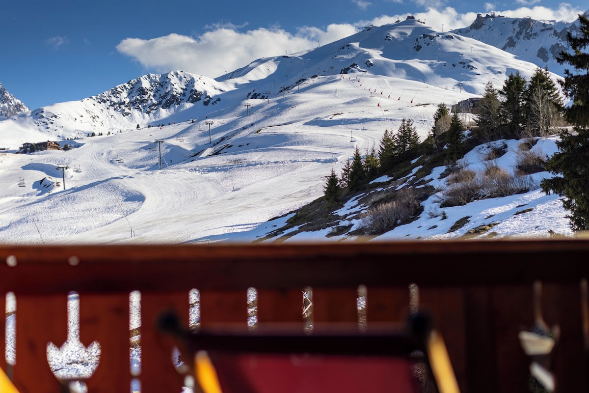 1 Schlafzimmer, hochwertige Bettwaren, Zimmersafe, Schreibtisch