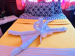 Desk, iron/ironing board, free WiFi, bed sheets - Baguio Vacation House (Baguio)